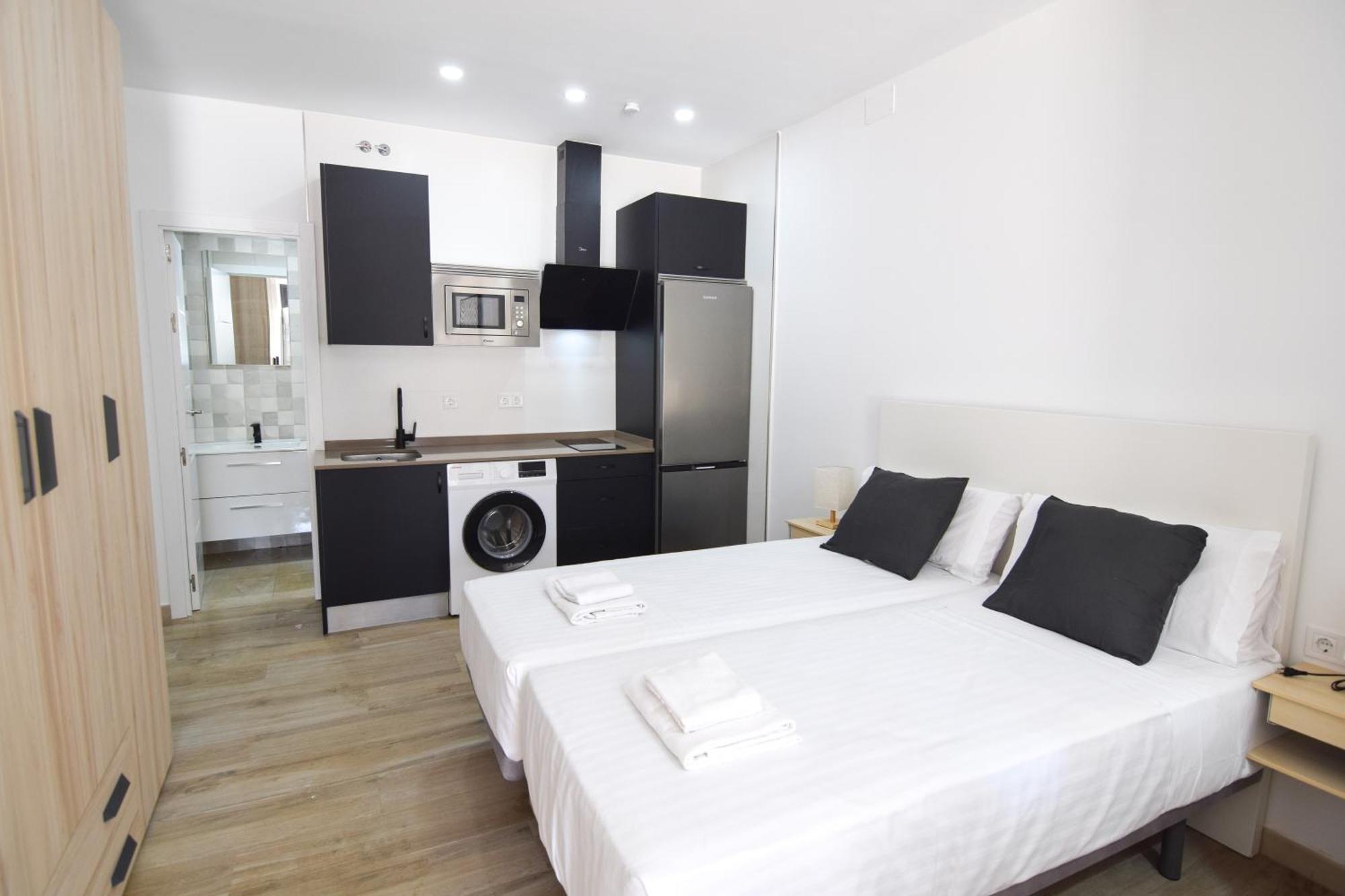 Letplanet Riquelme Apartment Malaga Exterior photo