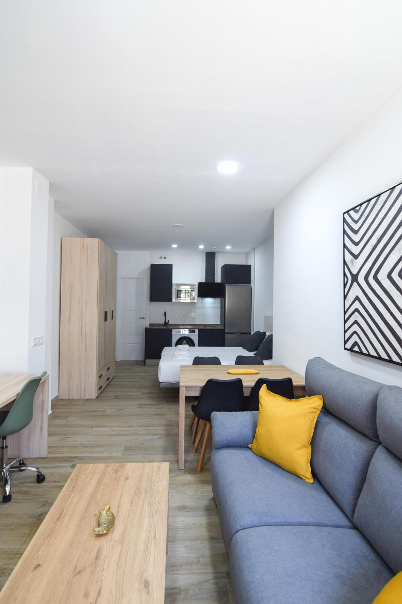 Letplanet Riquelme Apartment Malaga Exterior photo