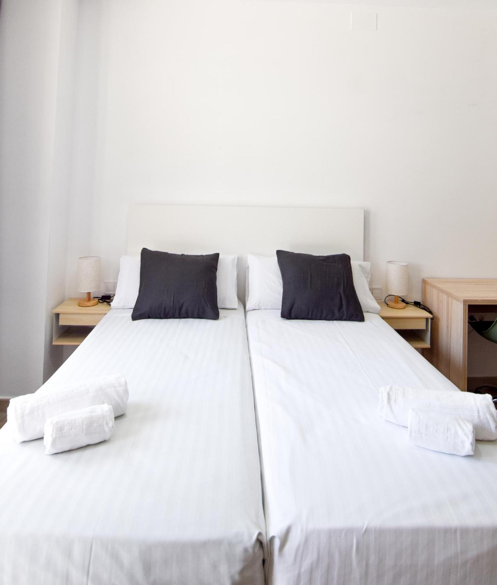 Letplanet Riquelme Apartment Malaga Exterior photo